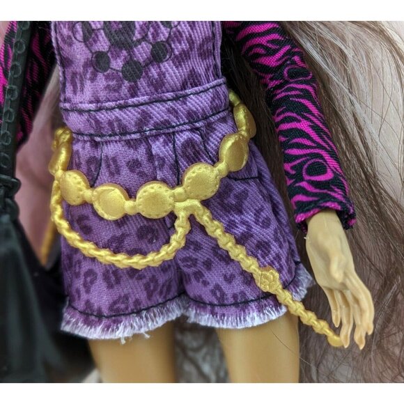 Monster High Clawdeen Wolf G3 Signature Boo Crew Crescent Cat  with Accessories - Picture 10 of 16